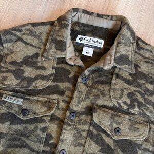 Columbia Wool Blend Gallatin Range Camouflage Hunting Shirt Jacket Men’s Large